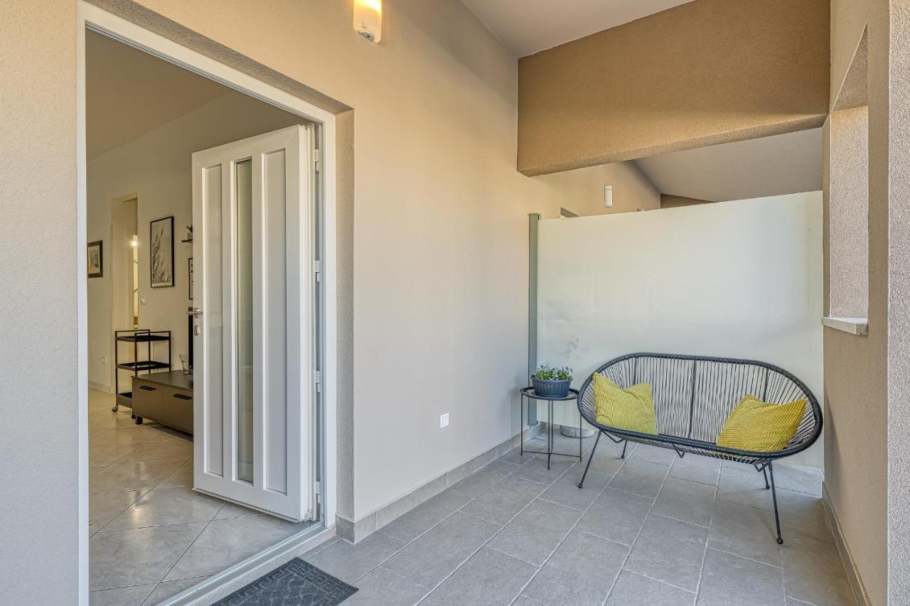 Runa With Terrace Porec Ngoại thất bức ảnh